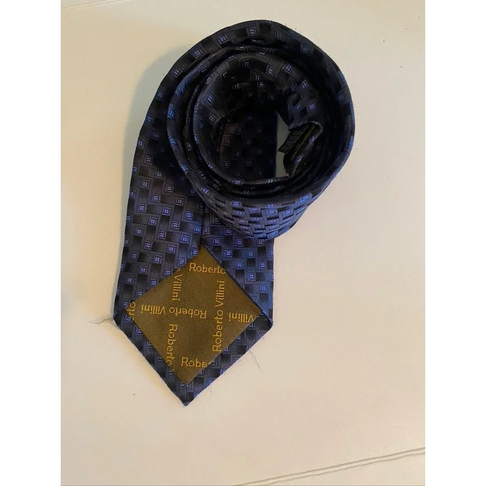 Roberto Villini Collezione Navy Blue Black Geometric Silk Hand Made Necktie